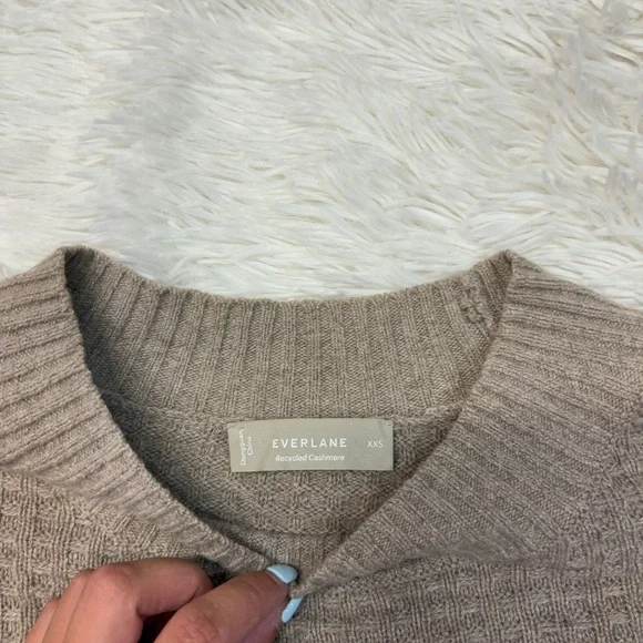 Everlane The Belgian-Waffle Recycled Cashmere Pocket Pullover Sweater Tan Cream - Picture 3 of 7
